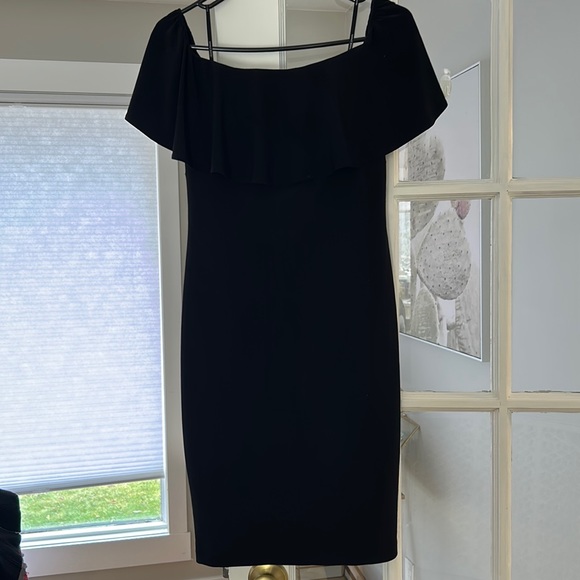 Frank Lyman off the shoulder - Picture 1 of 2